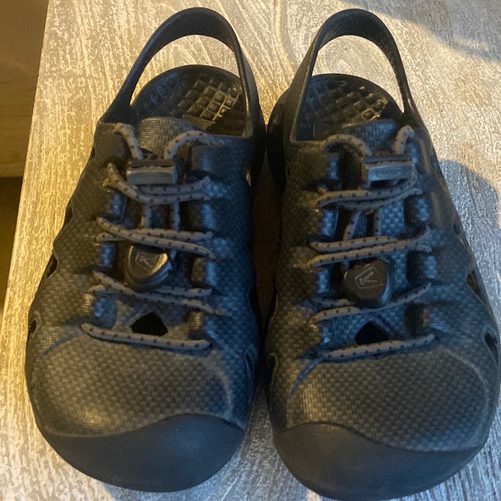 Keen boys water shoes.